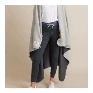 Marine Layer Signature Lined Reversible Travel Blanket Grey Heather Charcoal